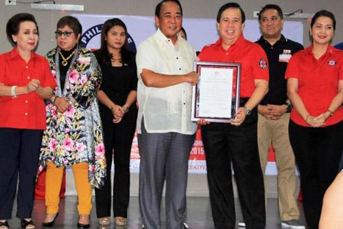 SBMA Chairman Roberto V. Garcia receives a citation from PRC Chairman Richard J. Gordon and members of the PRC Board of Governors, in recognition of SBMA support in the establishment of the Philippine Red Cross Logistics and Training Center in the Subic Bay Freeport Zone. The facility, which will serve as a hub of logistics support in local and international disaster response, is located at a 1.6-hectare property that the SBMA has given for a fifty-year rent-free lease.