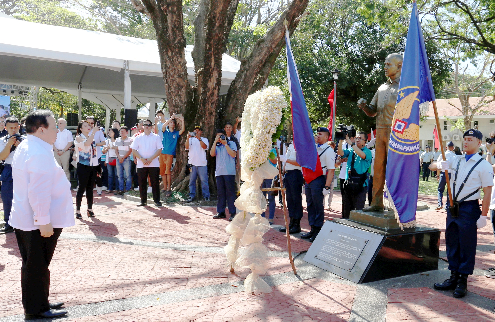 Senator Richard Gordon, who is the first SBMA chairman, pays tribute to his later father James Leonard Tagle Gordon during the 52nd death anniversary of the founding father of Olongapo City.