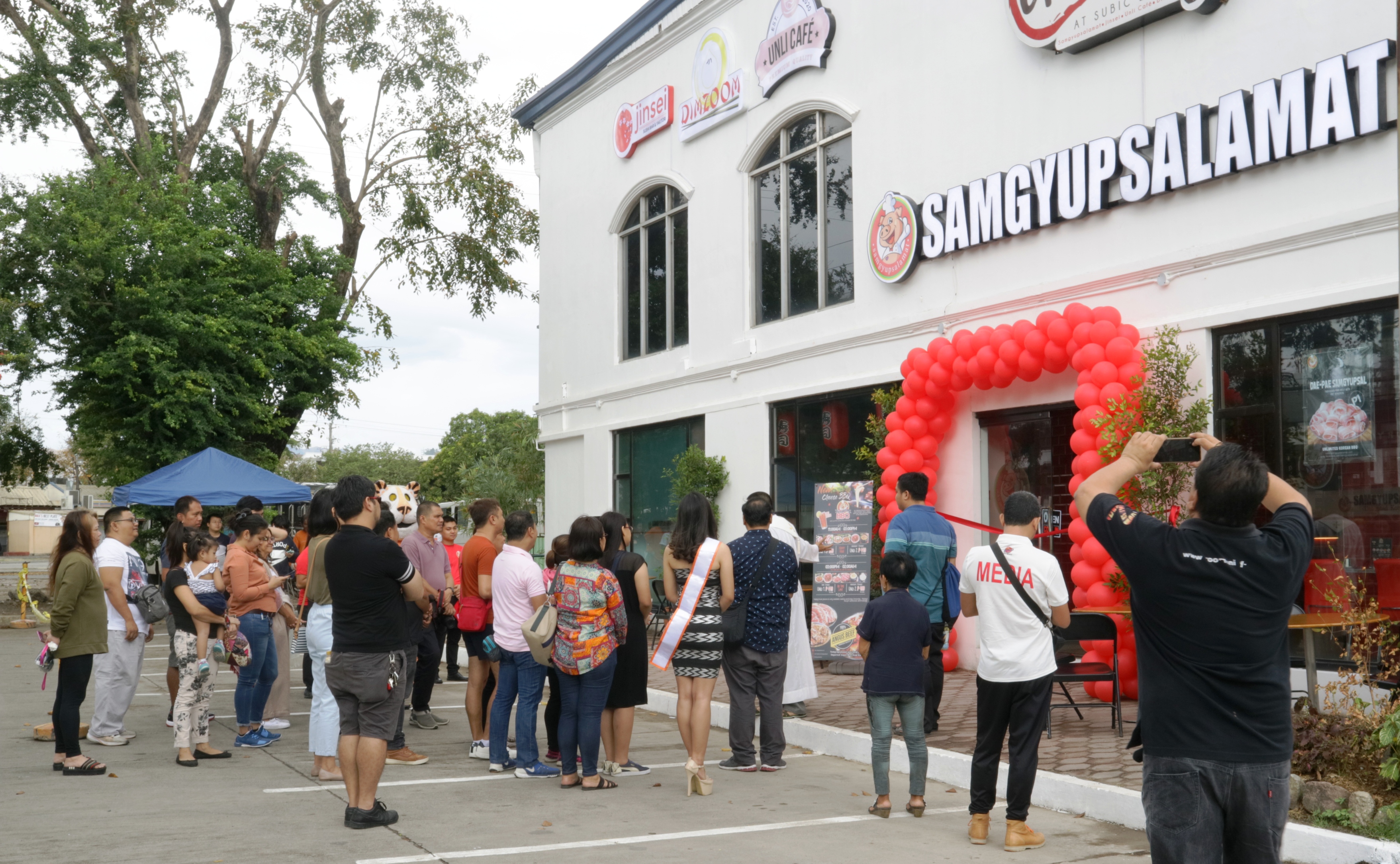 The popular UnliCity food hub opens its Subic Freeport branch at the Greenwoods Park district