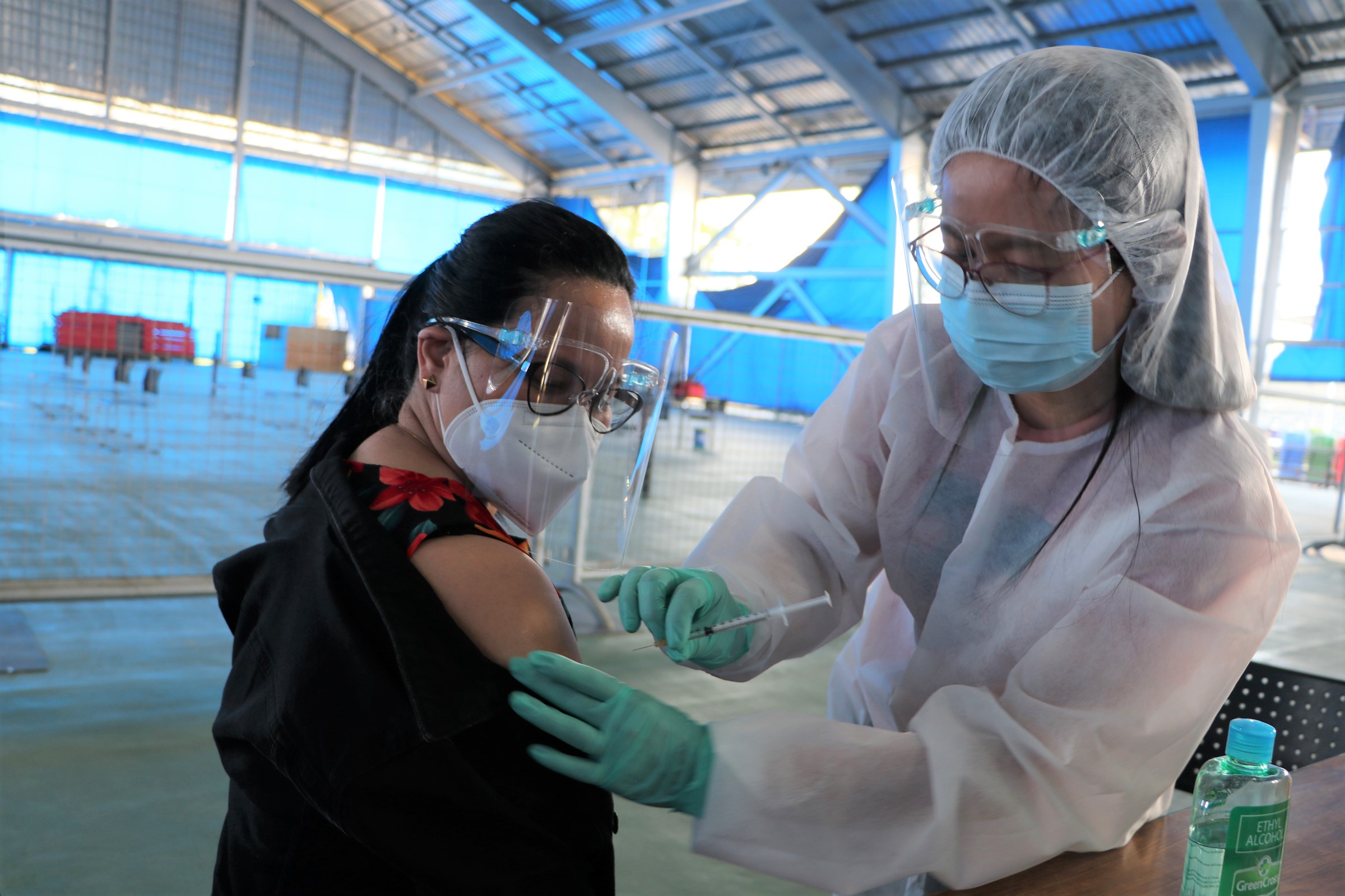 SBMA Chairman and Administrator Wilma T. Eisma joins the Covid-19 vaccine administration simulation exercise at the Subic Bay Freeport on Feb. 18