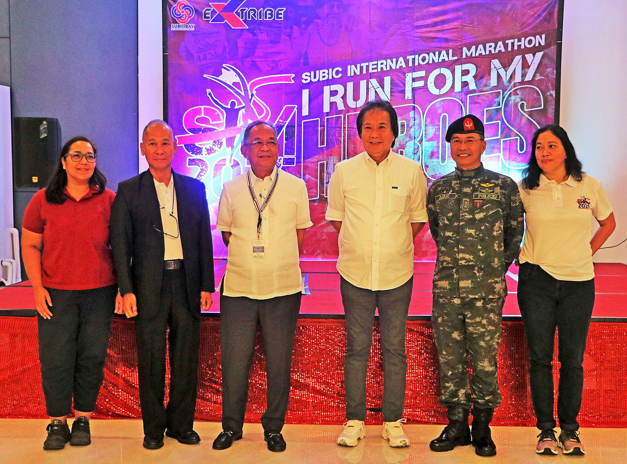 Subic Bay Metropolitan Authority (SBMA) Chairman and Administrator Eduardo Jose L. Aliño (3rd from left) joins (left to right) SBMA Tourism Department Manager Mary Jamelle Camba, Subic International Marathon (SIM) Executive Director Ret. Gen. Samson Tucay, SBMA Director Raul Marcelo, PNP Special Action Force Director General Bernie Banac and SIM Director and Extribe Managing Director Rosalyn Domingo Imperio for a ceremonial snap photo during the launching and kick-off program of SIM 2025 on held Thursday, April 4 at the Subic Riviera Hotel and Residences in the Subic Bay Freeport zone.
