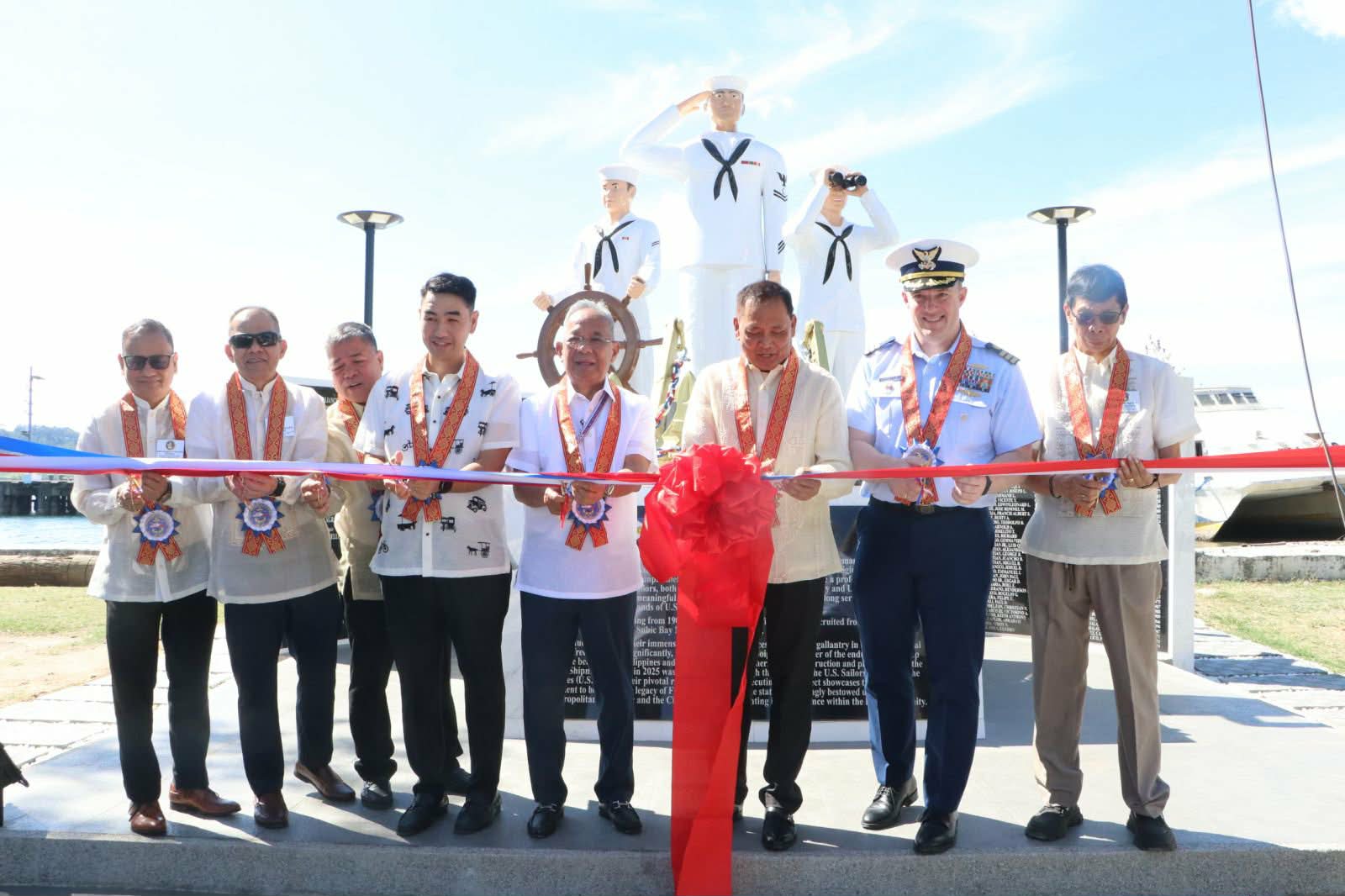 Filipino Shipmates monument inaugurated in Subic Bay Freeport