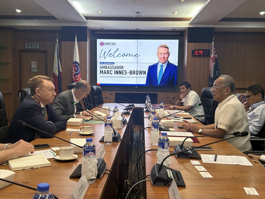 Subic Bay Metropolitan Authority (SBMA) Chairman and Administrator Eduardo Jose L. Ali&ntilde;o and Australian Ambassador to the Philippines Marc Innes-Brown meet&nbsp;in&nbsp;a high-level discussion regarding the Subic Freeport&rsquo;s role in the Luzon Economic Corridor at the SBMA Corporate Boardroom on June 2, 2026.